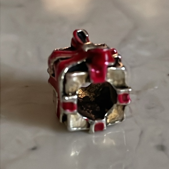 925 sterling silver charm holiday present gift with red bow - Picture 2 of 6